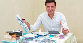 Demirtaş: Seçimi beklemeden 'Demokrasi İttifakı' kurulmalıdır