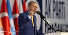 Erdoğan'dan AKP teşkilatlarına 'Sahaya inin, Türkiye'de yaptığımız değişim dönüşümü anlatın' talimatı