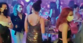 Kuralları hiçe saydılar: Otel lobisinde parti yapanların eğlencesine polis baskını