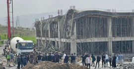 Belediye terminalinde çökme: 4 işçi yaralandı