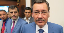 Melih Gökçek, Dubai’de inşaat şirketi kurmuş