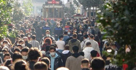 İl ve ilçe binalarını kapatan CHP'den İstanbul için tam kapanma çağrısı