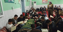 20 yaşındaki genç, iftar sonrasında halı sahada kalp krizinden hayatını kaybetti