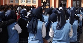 Dilipak: İmam Hatipler, ilahiyatlar deist üretiyor