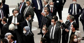 Belediyelerdeki insan kaçakçılığının araştırılması, AKP ve MHP oylarıyla reddedildi