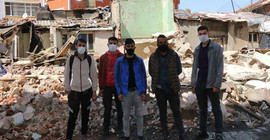 İstanbul Şişli'de evleri yıkılan Kürt işçiler 4 gündür sokakta
