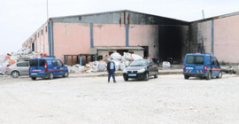 Niğde'de plastik kırma makinesinin haznesine düşen işçi yaşamını yitirdi
