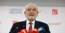 Karamollaoğlu: İslam alemi ayağa kalktı ama sadece oturduğumuz yerde telin ediyoruz