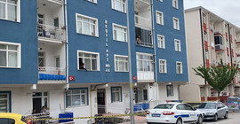 Mutant virüs nedeniyle 4 katlı apartman karantinaya alındı