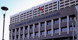 Bakanlıktan CHP'nin önergesine yanıt: Üç kat fazla ödeme normalmiş