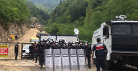 İkizderelilerin doğa nöbetini engellemek için bölgeye çok sayıda asker sevk edildi