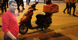 Bir motosikletli kurye daha yolda yaşamını yitirdi