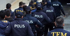 Farklı şehirlerde çok sayıda sendikacı gözaltına alındı