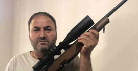 Tüfekli fotoğraf paylaşan öğretmen hakkında inceleme