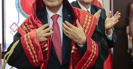 'Fiilen çiğnedikleri cumhuriyet savcılığı makamına, şimdi de yasal olarak son veriyorlar'