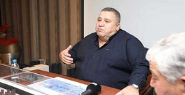 KKTC eski Cumhurbaşkanı Mustafa Akıncı: Halil Falyalı siyaseti finanse ediyor