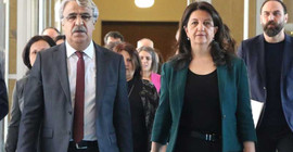 'Kapatma' iddianamesine HDP'den ilk tepki: Suça batmış ittifakınızı temize çıkaramazsınız