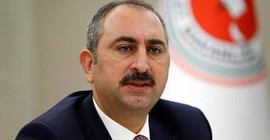 Bakan Gül, İstanbul Sözleşmesi ve Ezgi Mola ile ilgili soruları yanıtlamadı