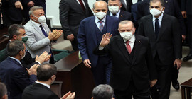 Erdal Sağlam: Erdoğan'ın rasyonel olmayan siyasi ve ekonomik kararlarına devam etme tehlikesi var