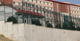 Suriyeli sığınmacı, İzmir'de bulunan Geri Gönderme Merkezi'nde çıkan yangında yaşamını yitirdi