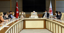 Kadına Şiddeti Önleme Komisyonu toplantısında AKP'liler kadın örgütleri temsilcilerini suçladı