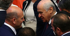 Davutoğlu: Bahçeli ve Perinçek, Soylu'nun koltuğunda kalmasını Cumhurbaşkanı'na dikte ettiler