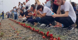 Çorlu tren faciasında adaletsiz 3. yıl: İnsan çocuğunun doğum gününde mezarlıkta olur mu?