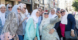 Reuters'tan Türkiye analizi: Arap turistler neden Türkiye'yi seçiyor?