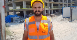 Çalışma aletini dışarıda unutan inşaat işçisi işten çıkarıldı