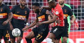 Galatasaray, Hollanda ekibi PSV'ye 5-1 kaybetti, tur şansını zora soktu