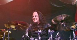 Slipknot’un eski davulcusu Joey Jordison hayatını kaybetti
