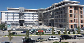Sayıştay’ın uyardığı borç batağındaki AKP’li belediye para saçıyor