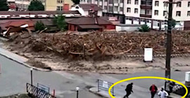 Felaket böyle geldi: Ezine Çayı'nın taşma anı