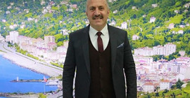 Belediye başkanı, ağabeyini vekaleten başkan yardımcısı atadı