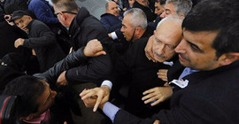 Kılıçdaroğlu’na yumruk davasının savcısı ödüllendirildi