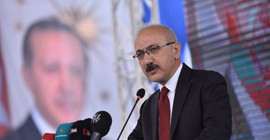 Bakan Elvan: Bireysel kredilerin sınırlandırılması için bankalarla görüşüyoruz