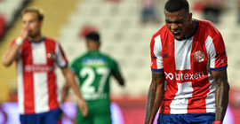 Heyecan dolu maçta Antalyaspor 90+10'da galip geldi