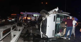 Kocaeli'de işçi servisi devrildi: 7 yaralı