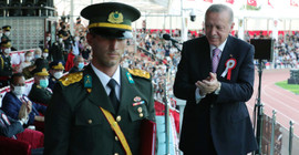 Erdoğan: FETÖ ihanet çetesiyle irtibatı olan 21 bin TSK mensubunun ilişiğini kestik