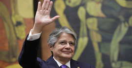 Devlet Başkanından satılık uçak: İçinde mutfak da var