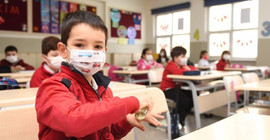 Bilim Kurulu'ndan velilere uyarı: Sabah akşam çocuklarda semptom takibi yapın
