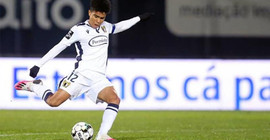 Galatasaray'a yeni orta saha