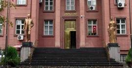 Israrlı evlilik teklifi 'zincirleme cinsel taciz' suçu sayıldı