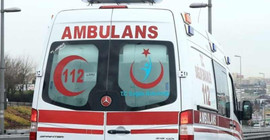 TIR ile öğrenci servisi çarpıştı: 4 kişi yaralandı