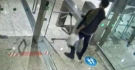 Kokain patlayınca kurye havalimanında öldü