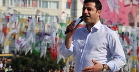 Avukatlar AİHM'e de gönderdi: Demirtaş'ın siyasetten silinmek amacıyla tutuklandığı tespit edilsin