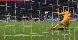Eintracht Frankfurt - Fenerbahçe maçındaki penaltı neden tekrar edilmedi?