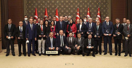 Organizatör medya ödüllerinin yandaşa verildiğini itiraf etti: Ödülleri kendi dünya görüşümüze verdik