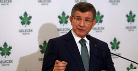 Ahmet Davutoğlu: Ben değil, onlar ihanet etti