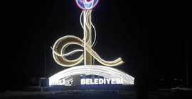 MHP'li belediyeden milyonluk tuğra: Halka yardım lazımken bu kadar para harcanması doğru değil